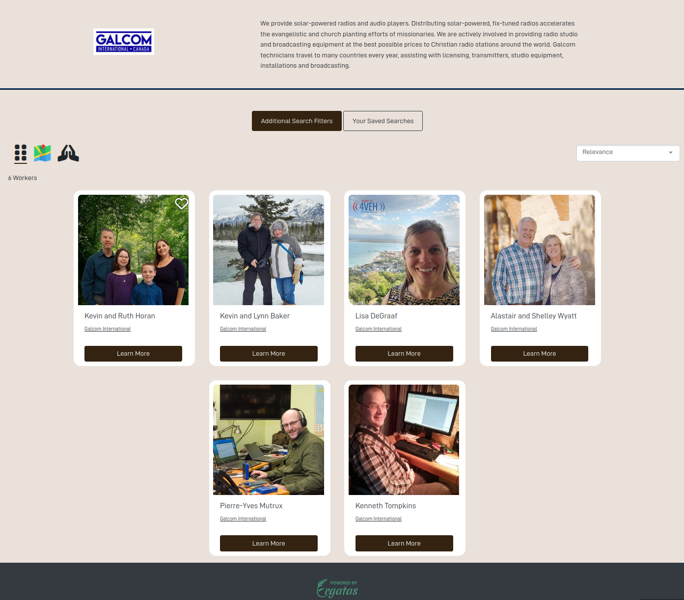 display page grid view of worker profiles